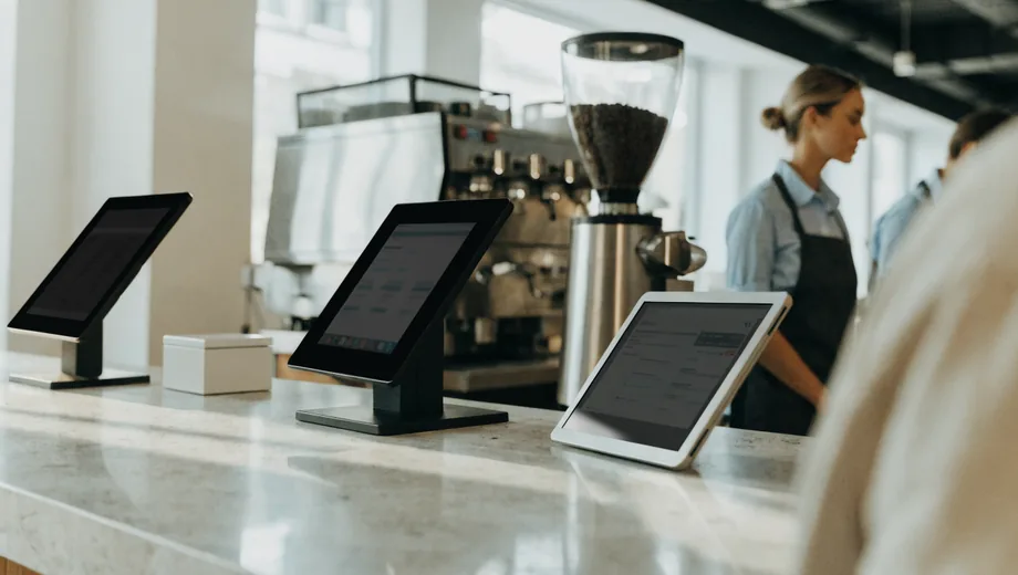 Disconnected ordering, payments and kitchen