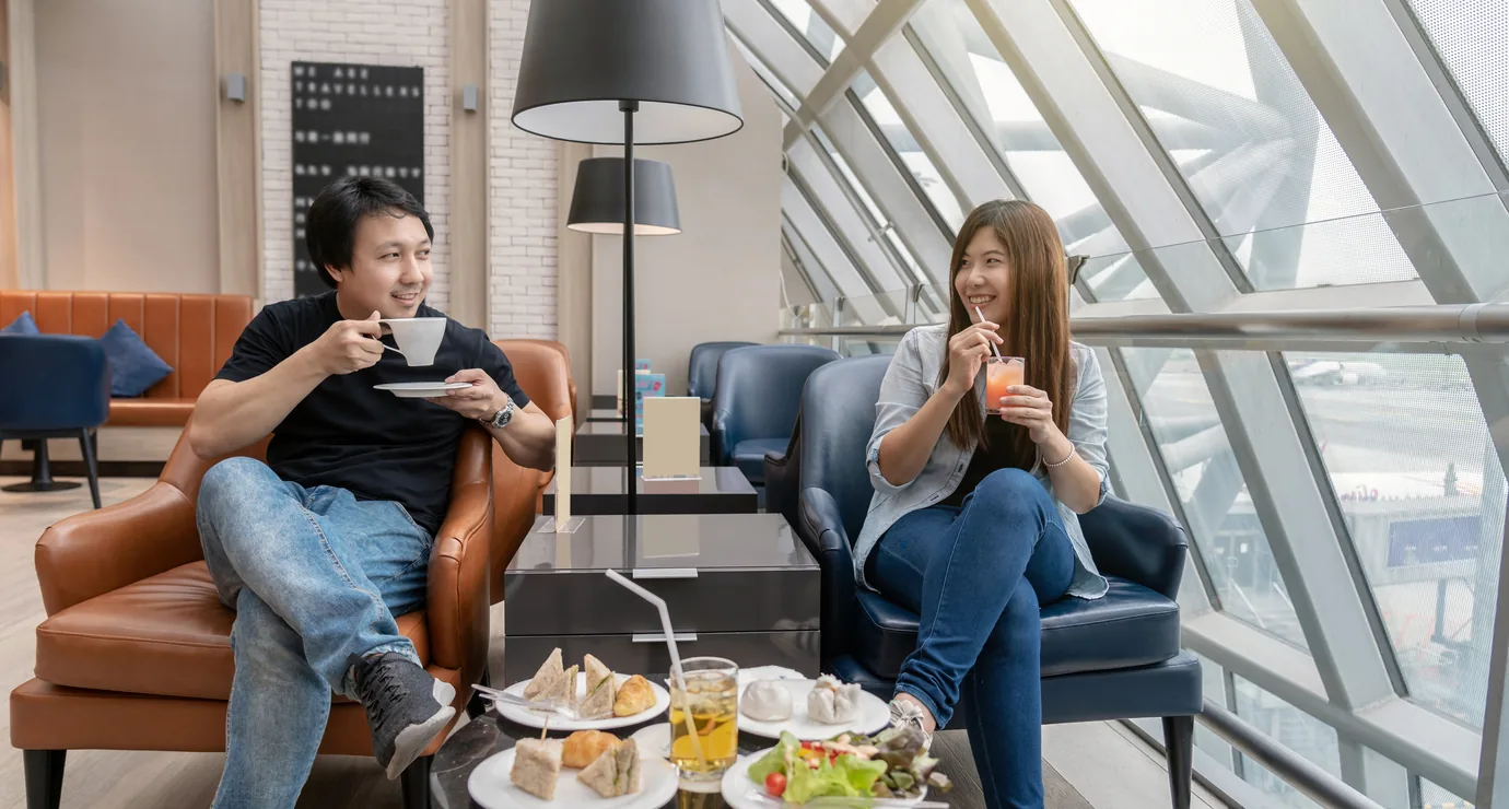 Lounge amenity and concierge booking