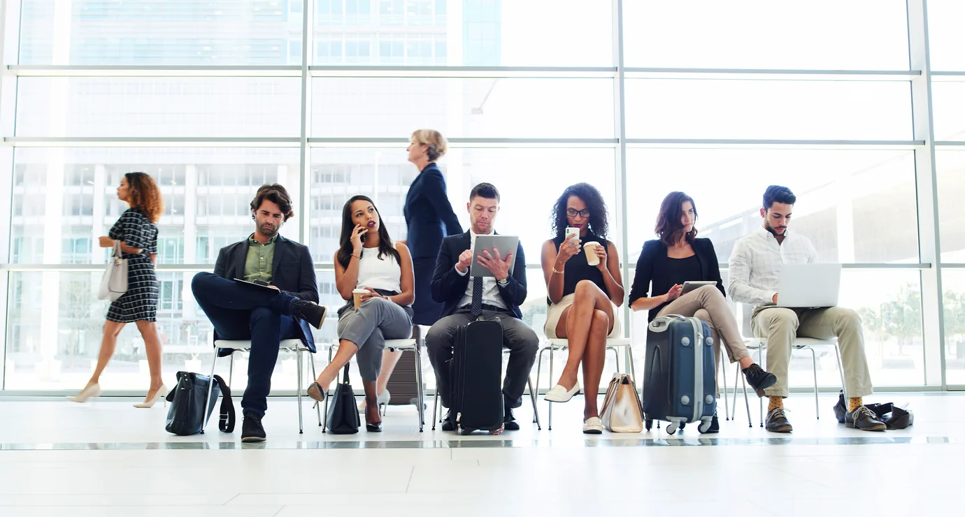Real-time lounge capacity and waitlist management