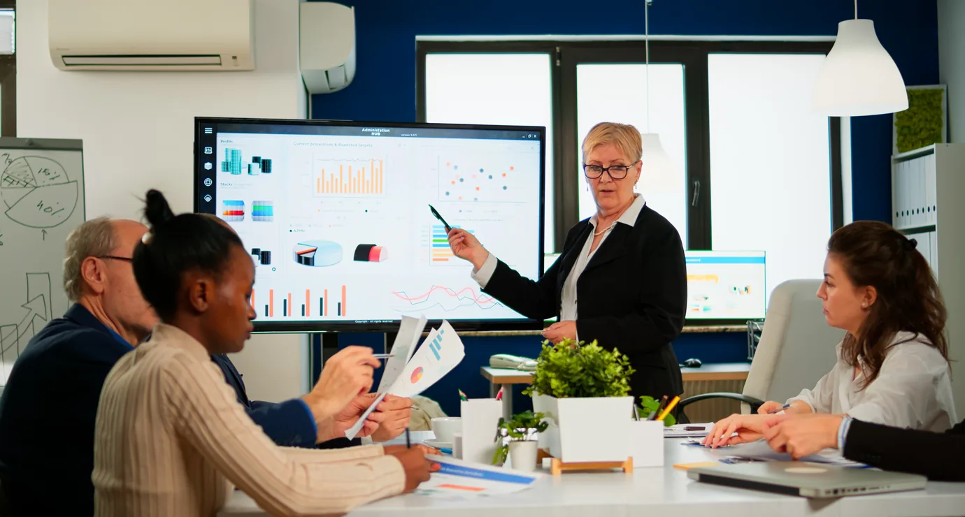 Delivery network analytics and reporting dashboards