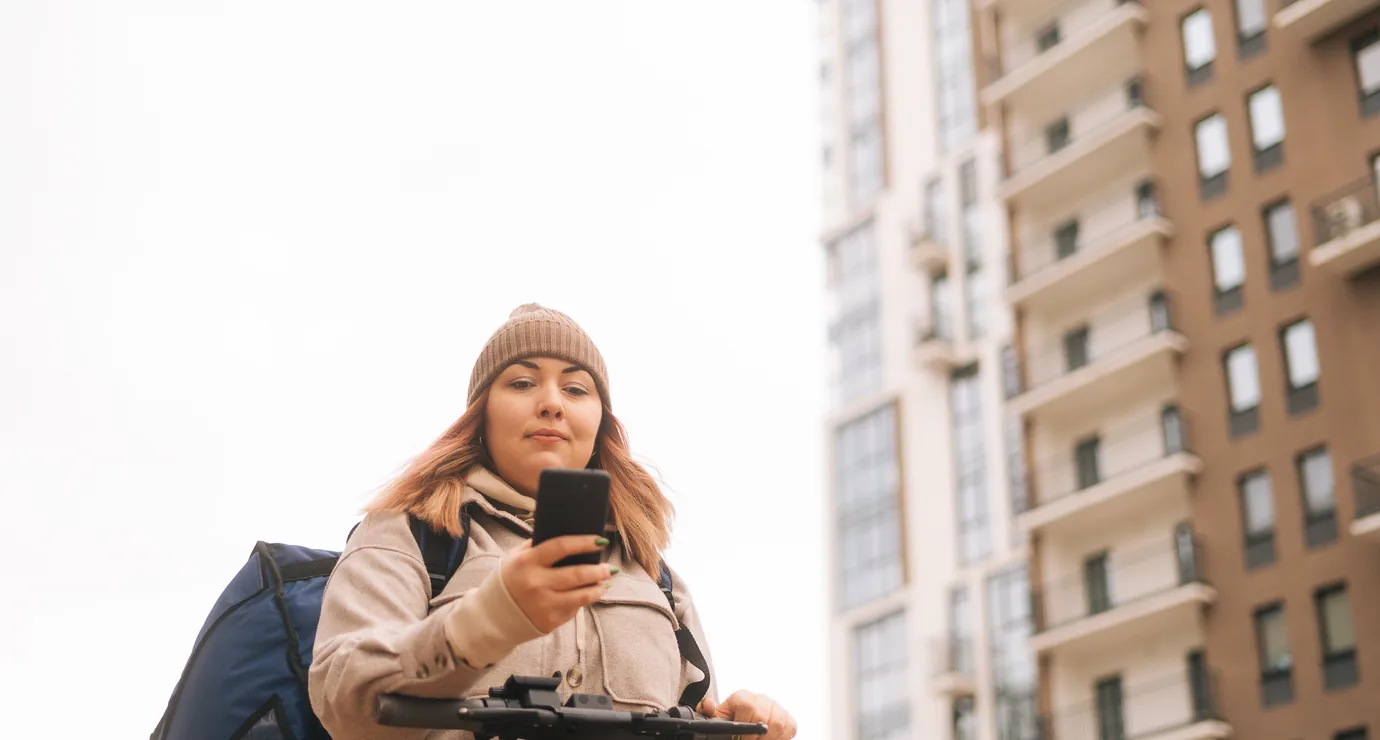 Delivery partner mobile app for riders and drivers