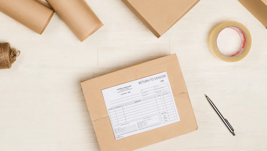 Tax and invoicing paperwork for GST on shipments