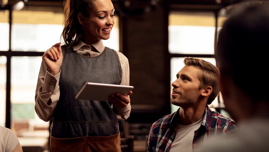 Operator juggling orders across several aggregator tablets