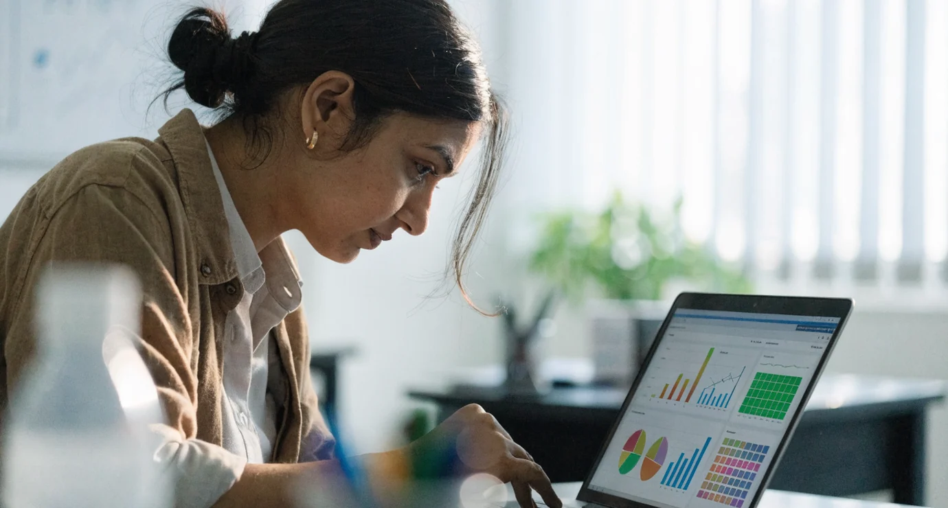 Live class attendance and engagement analytics