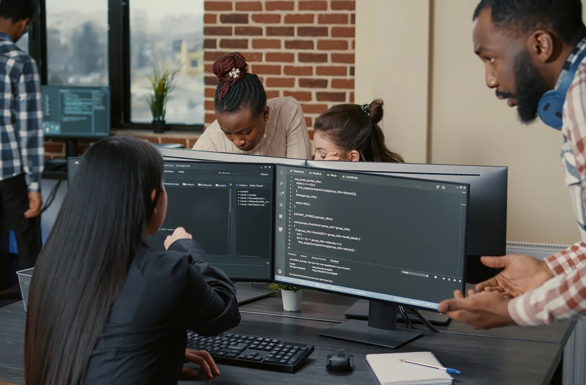 Agile development sprints with working software each cycle